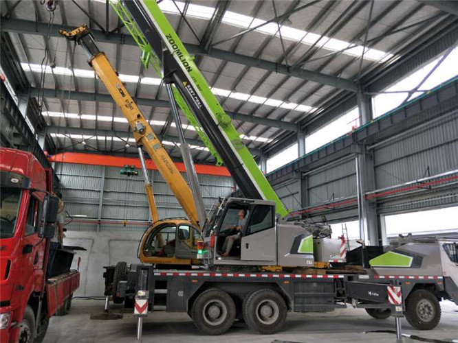 左贡县高空车出租需要注意哪些安全事项？